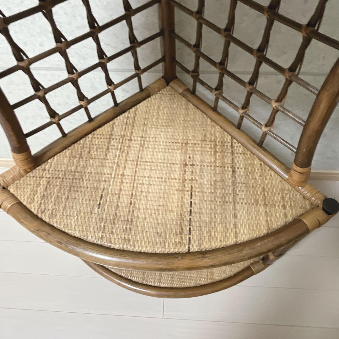 昭和レトロ 3段ラタンシェルフ 扇型コーナーラック 飾り棚