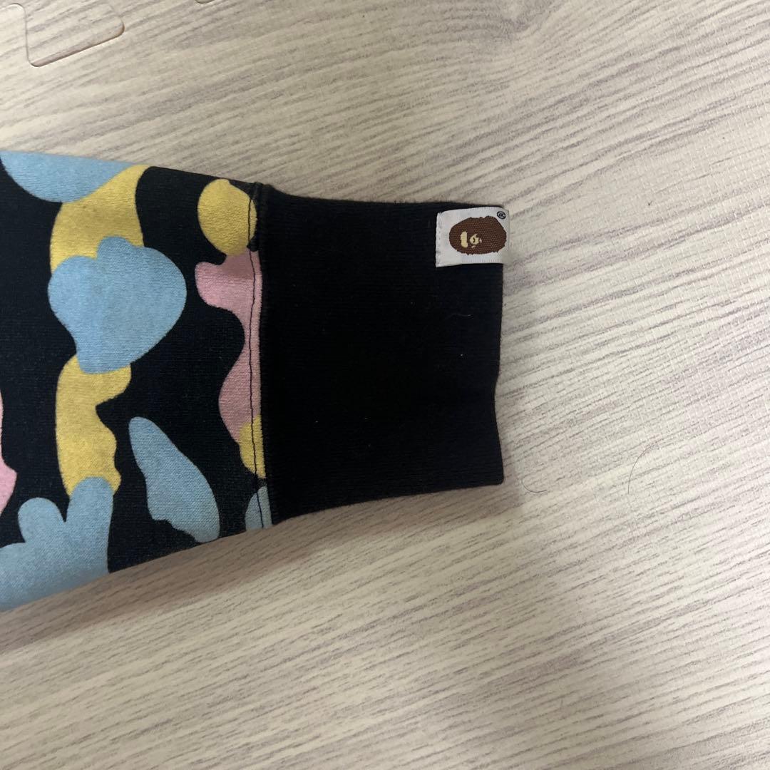 A BATHING APEシャークパーカー