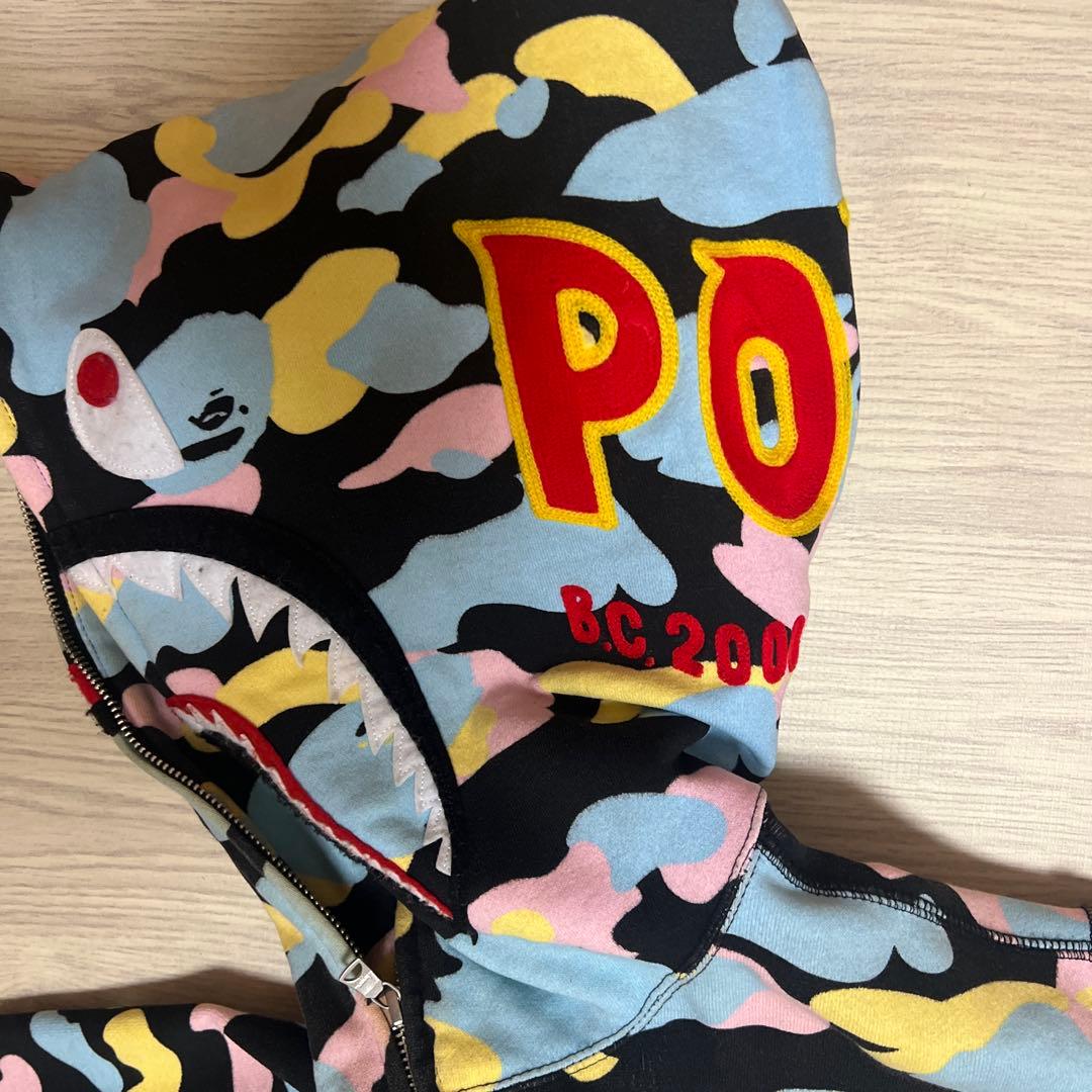 A BATHING APEシャークパーカー