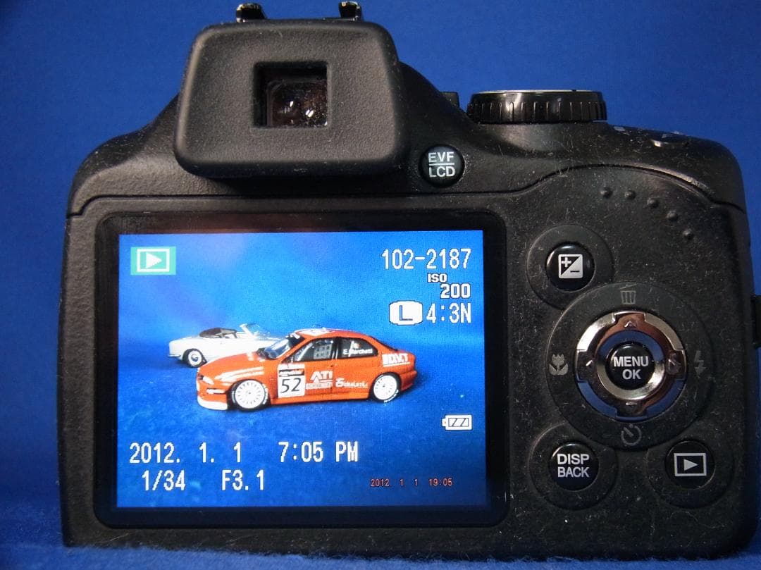 3416 FinePix SL300 FUJIFILM 新品電池&充電器,SD