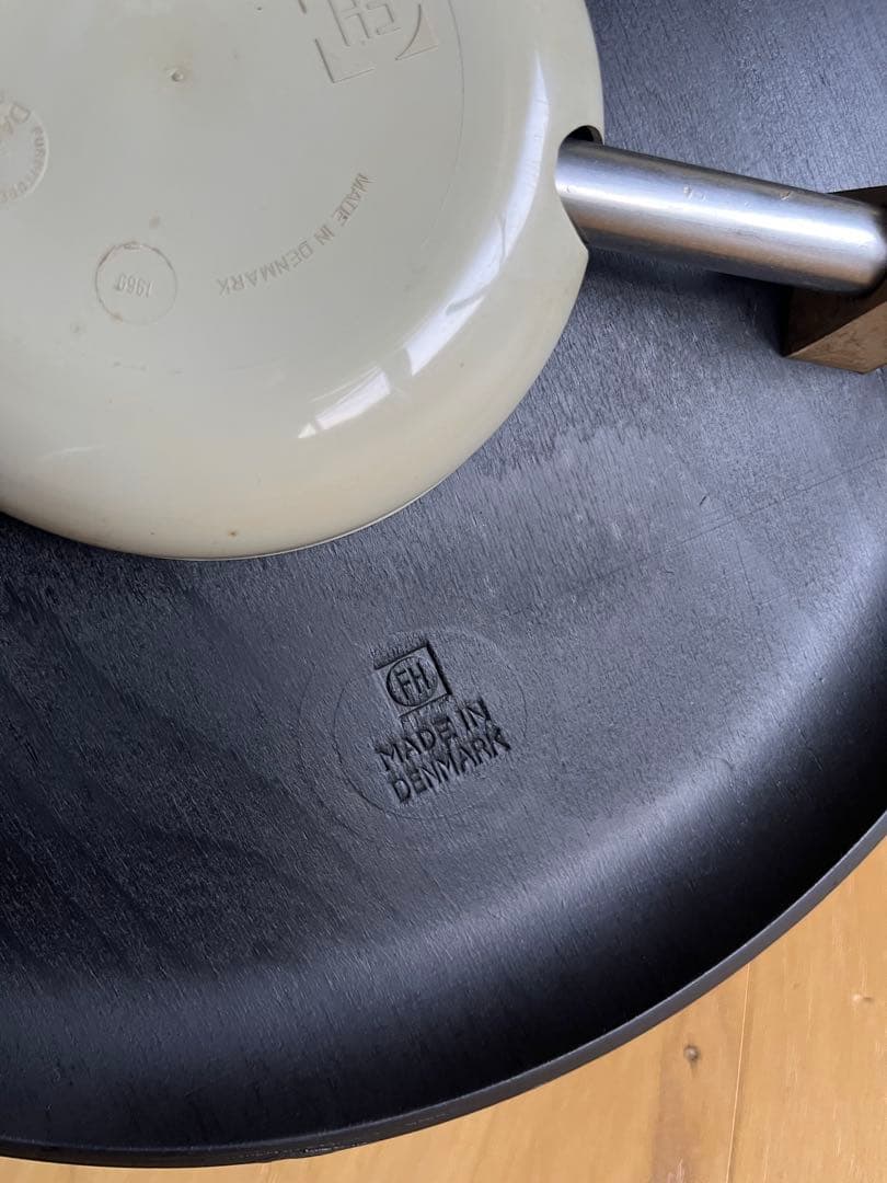 スツール Arne Jacobsen 3170 FRITZ HANSEN 1969