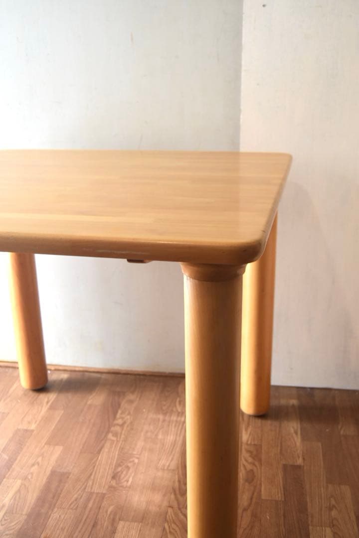 飛騨産業 ダイニングテーブル