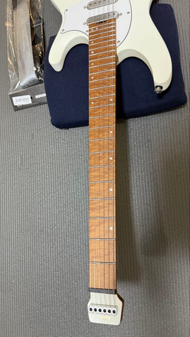 Ibanez ICHI10 IchikaNito model ストラップ付 新同