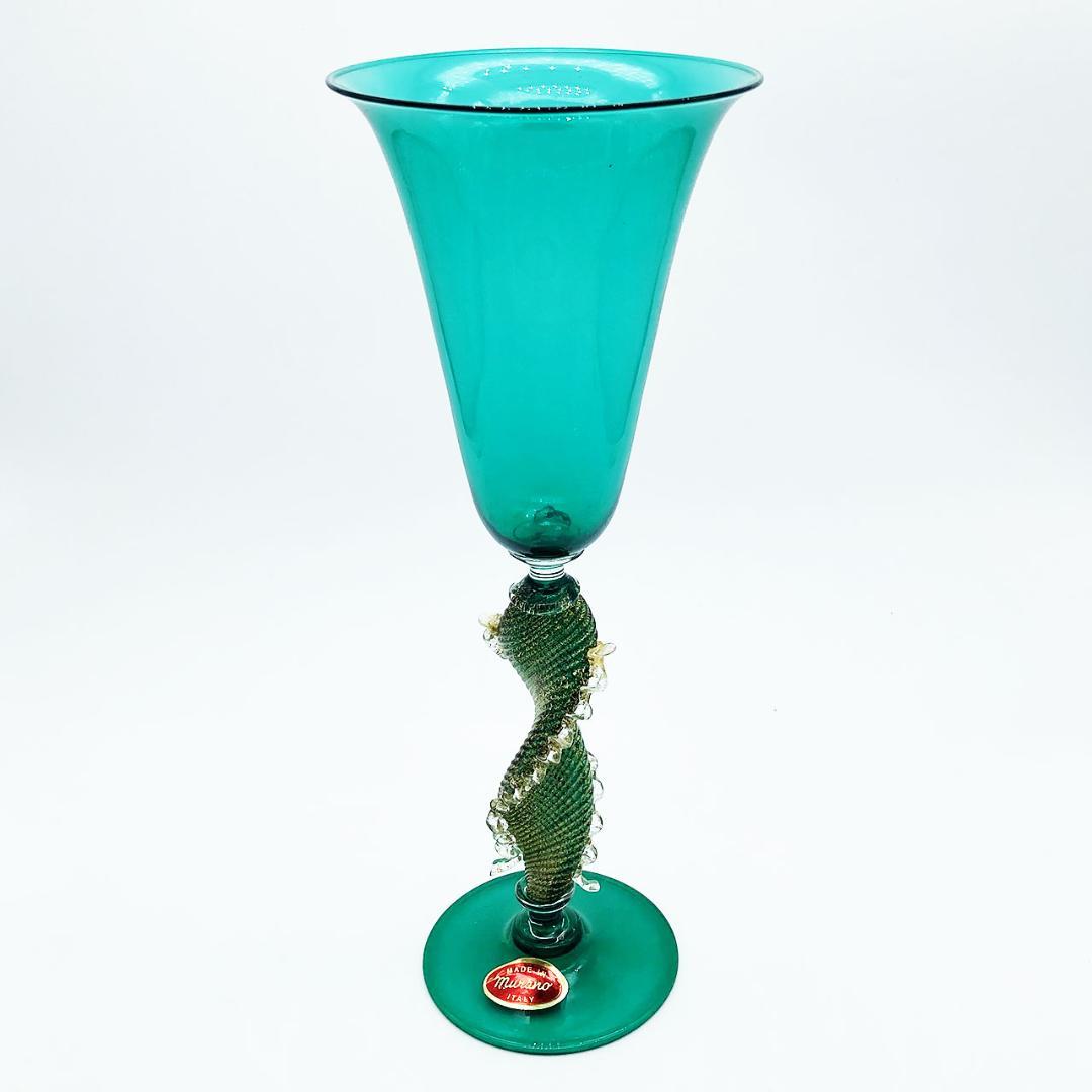イタリアで購入したベネチアグラス。濃い緑色。