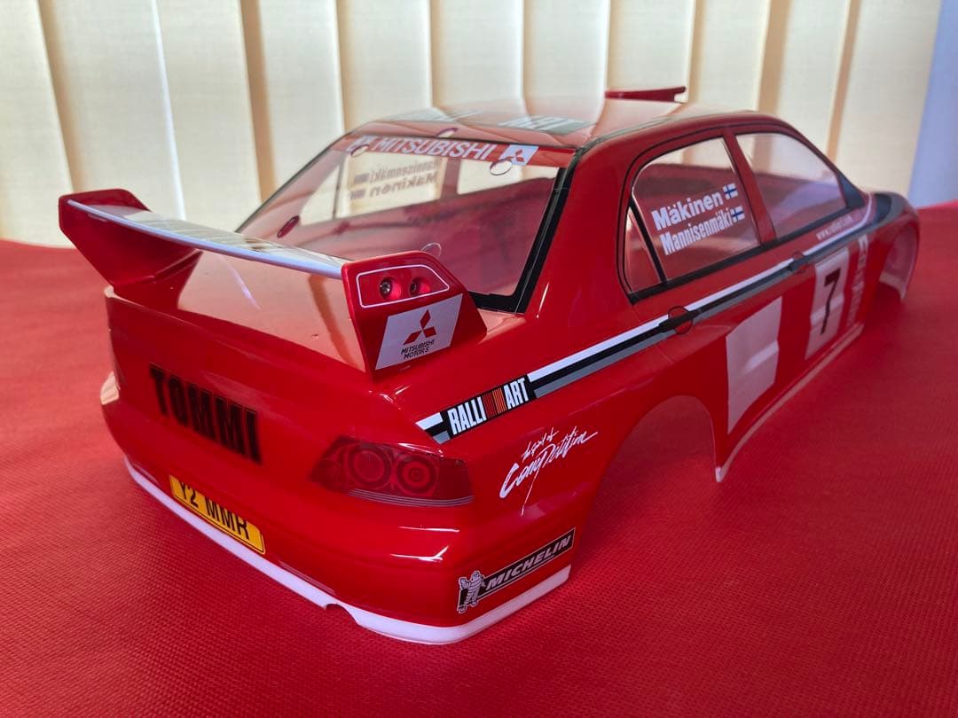 タミヤ　ラジコン　三菱　ランサーエボリューション7 WRC ボディ