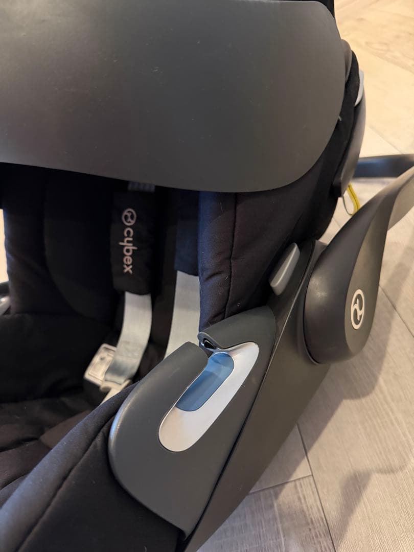 Cybex Cloud Z ブラック チャイルドシート