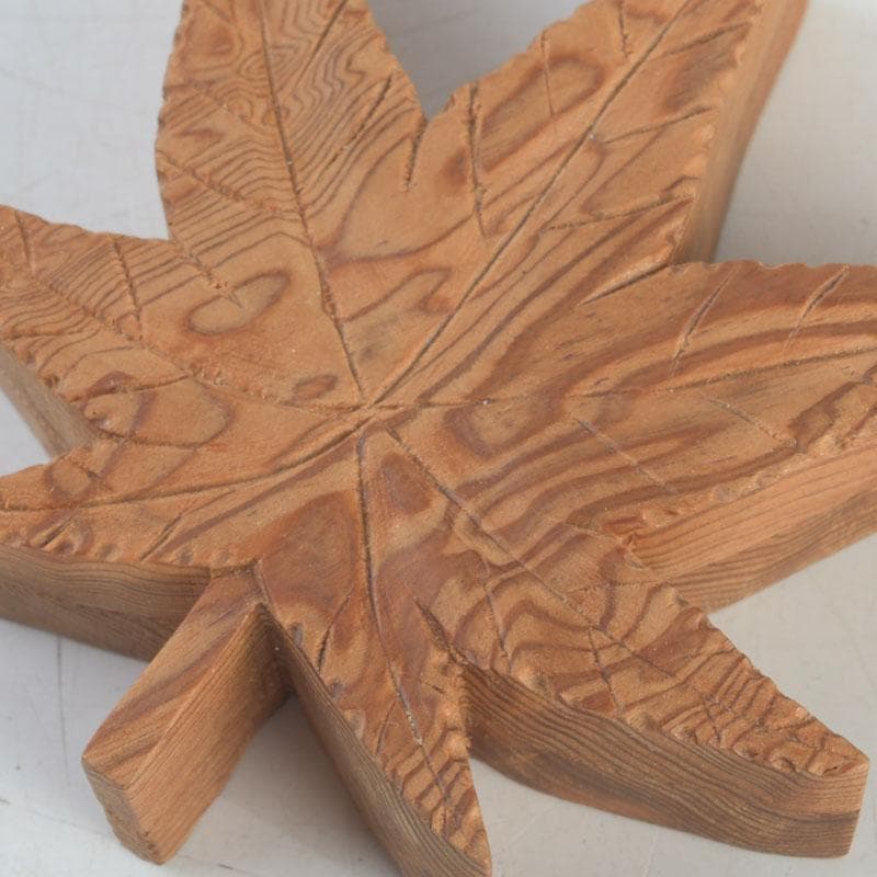 茶道具 石津外記作 屋久杉 内金溜 楓香合 共箱 V 9276