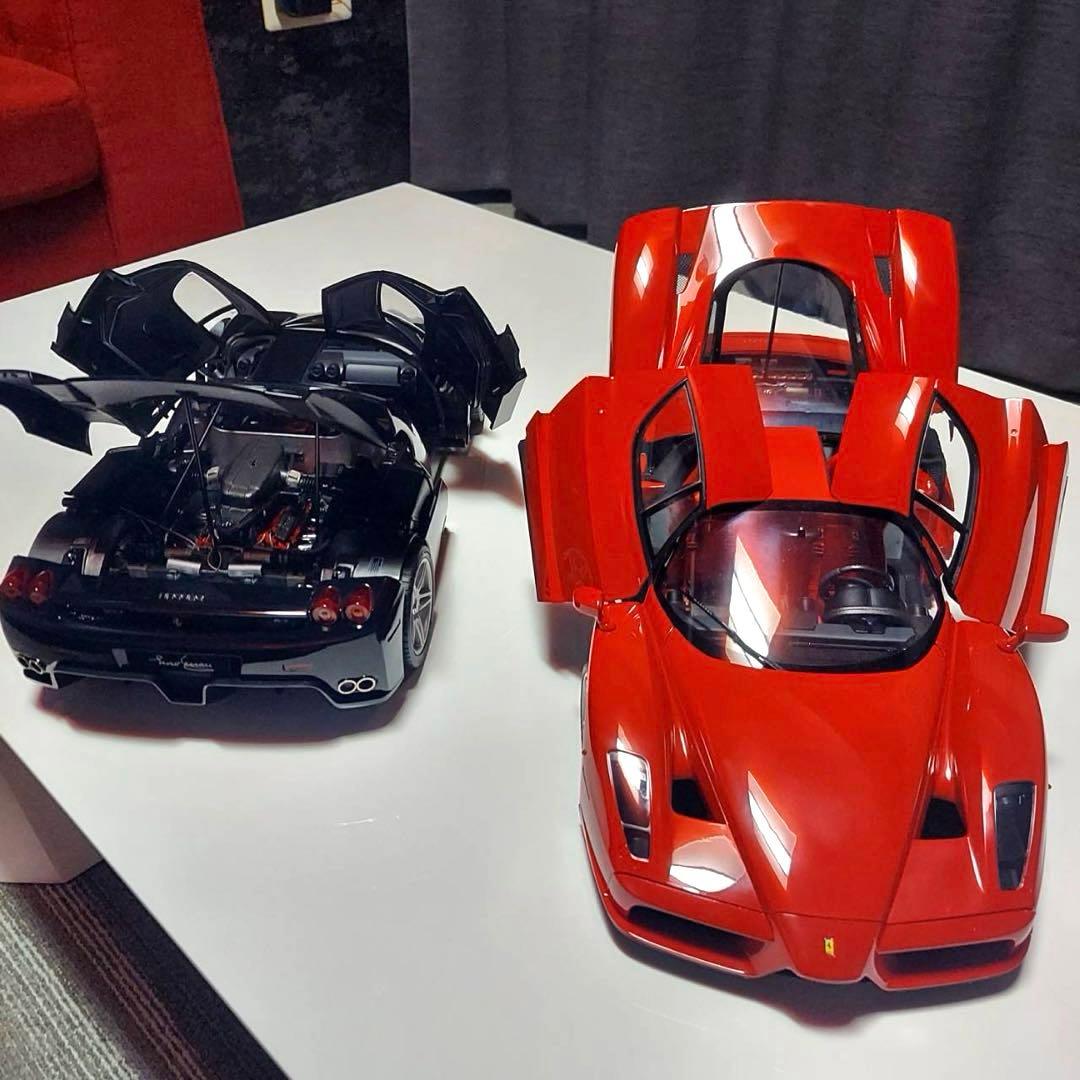 タミヤ1/12コレクターズクラブスペシャル エンツォフェラーリ 黒赤 2台