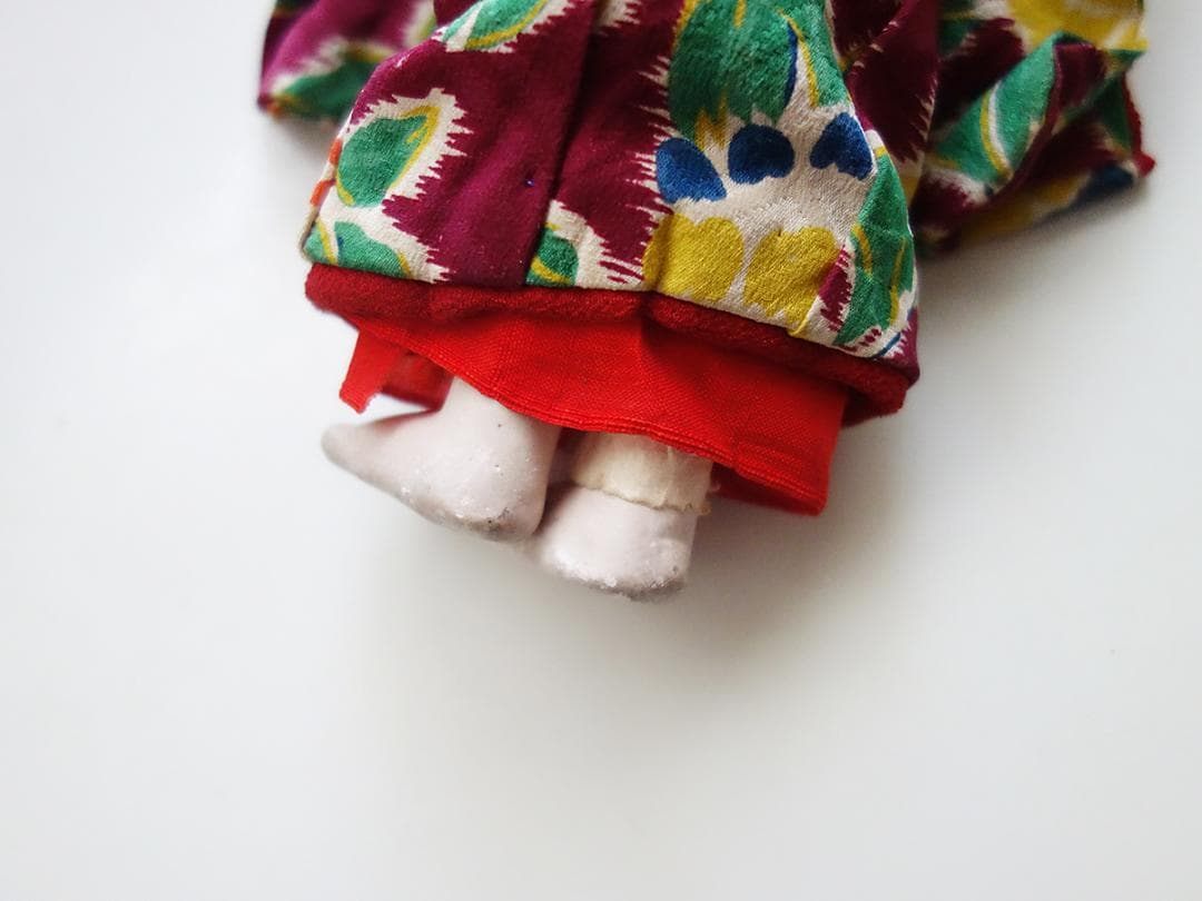 市松人形 カラフルな着物 Z93 元賀章介作 10号(尺二) 着尺 別