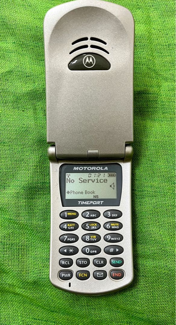 希少！Motorola TIMEPORT P8197 レトロガラケー