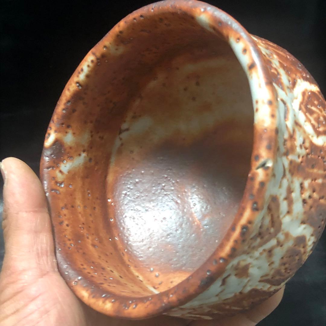 究極の美◼️蔵から、また凄そうな赤茶白い釉薬の美しい