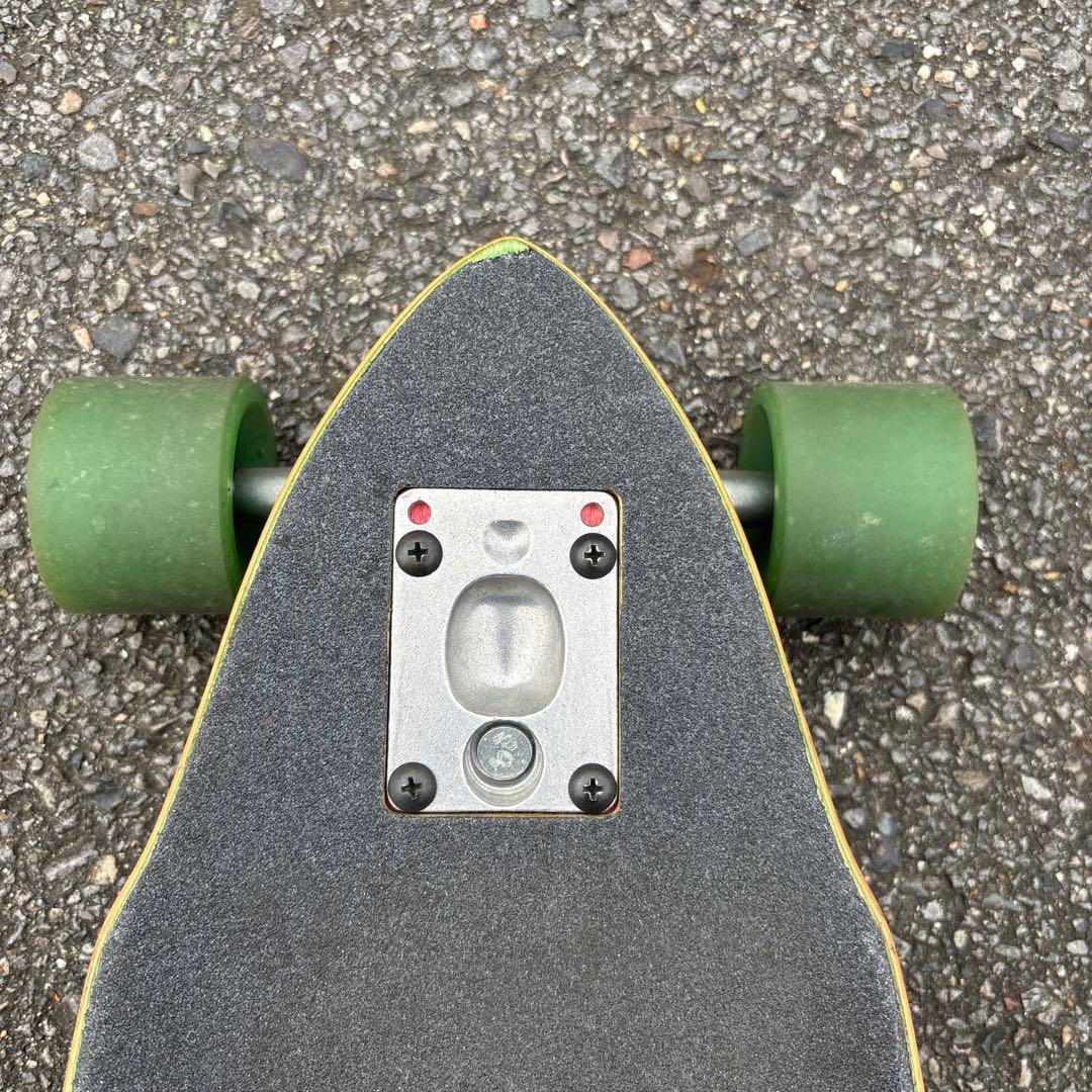 波のグラフィック スケートボード　セクター9