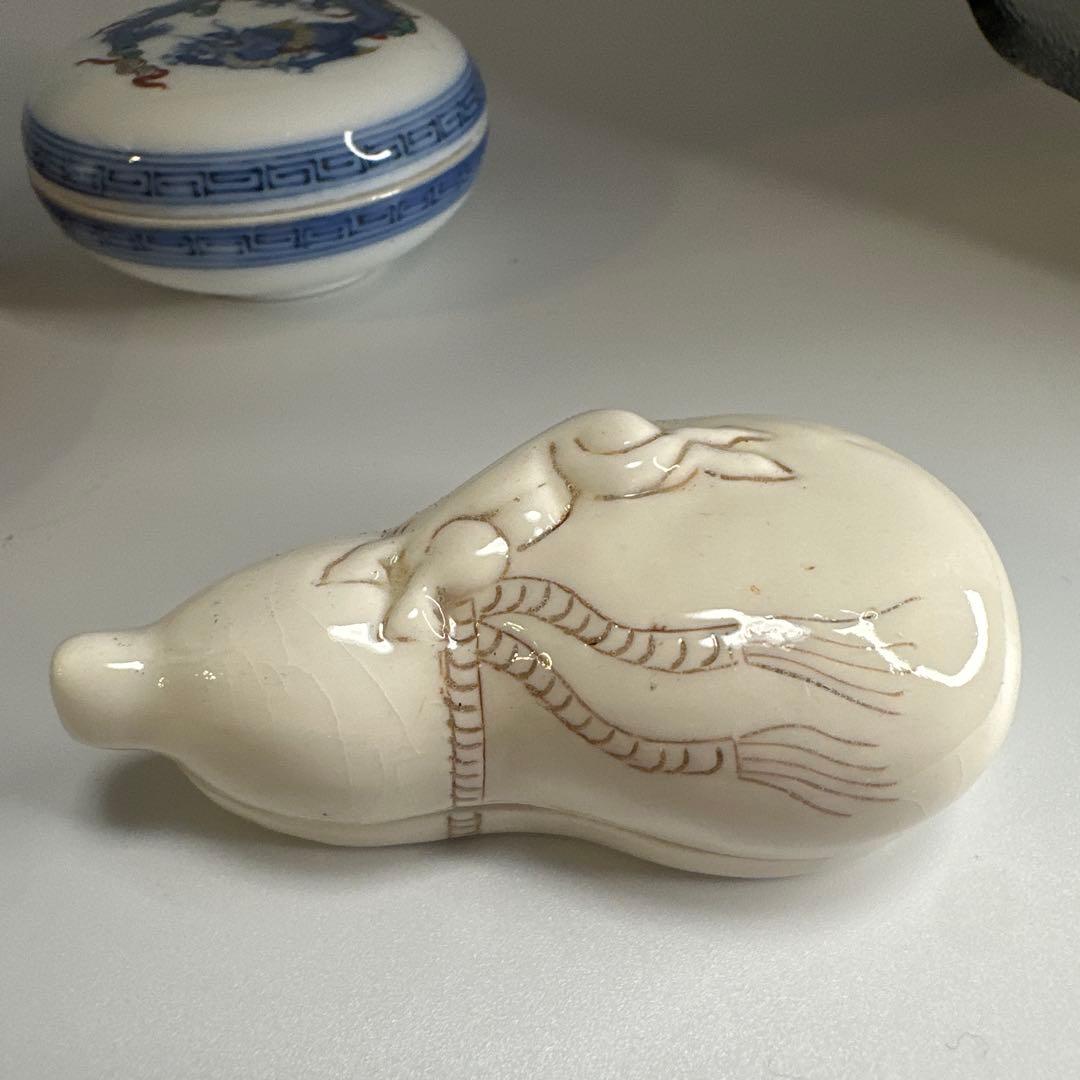 茂右衛門 前田宝泉 古董　古美术 人間国宝 十三代柿右衛門・濁手 香合 龍紋