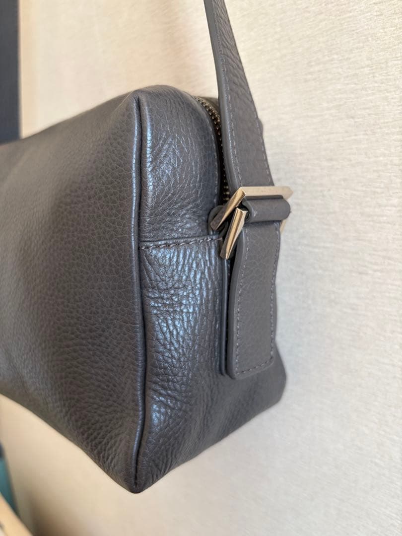 HIROFU【ヴィータ】レザーショルダーバッグ S 2WAY 本革　グレー