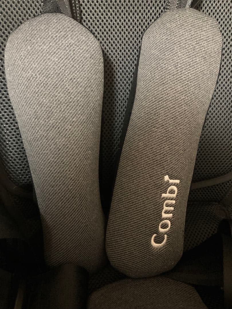 美品　上位モデル　Combi クルムーヴコンパクトR129 エッグショックJQ