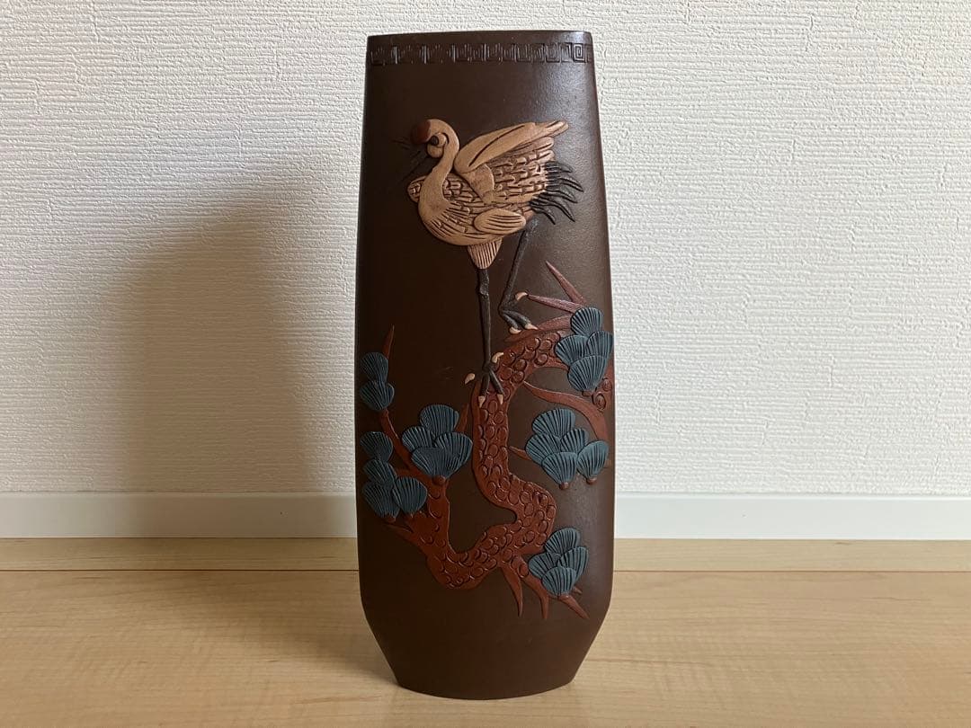 花入 花器 花瓶 紫泥 紫砂花鳥・松鶴・蘭蝶柄 在銘