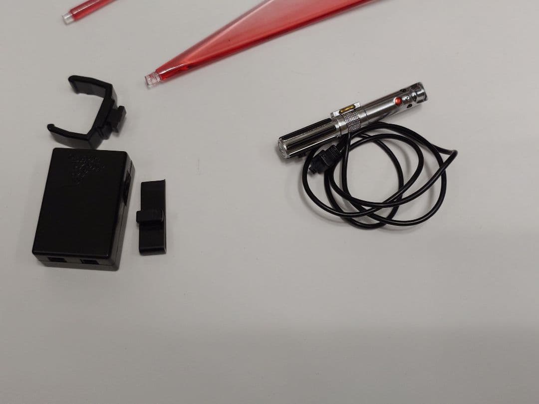 スターウォーズ　ホットトイズ　アナキン　ベイダー　ライトアップライトセーバー