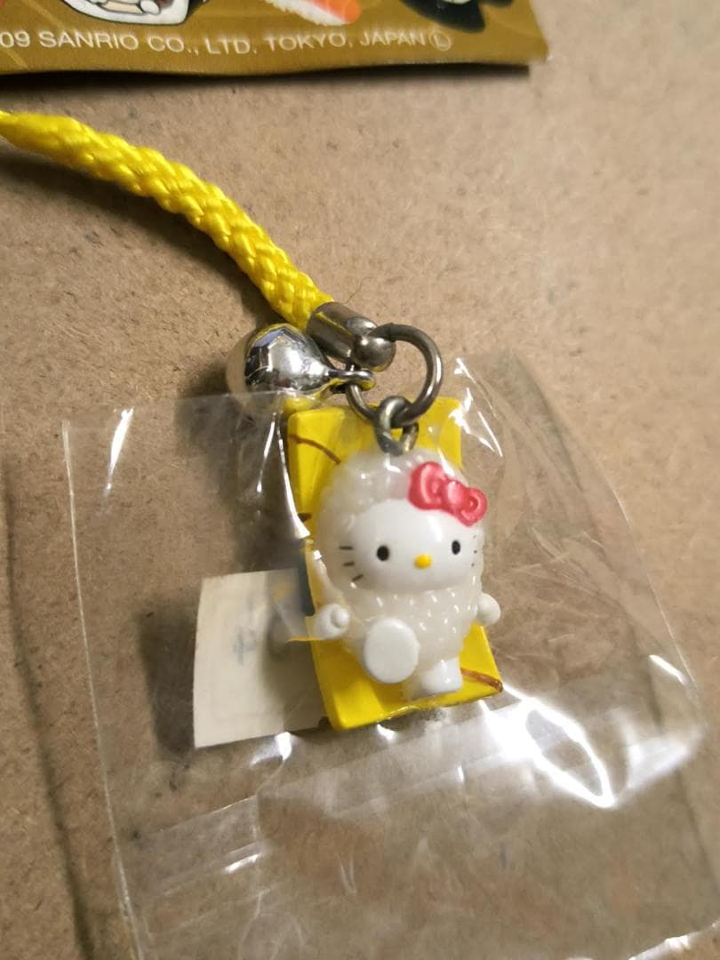 ラスト★未使用 2009年 ハローキティ はろうきてぃ寿司 ストラップ根付 玉子