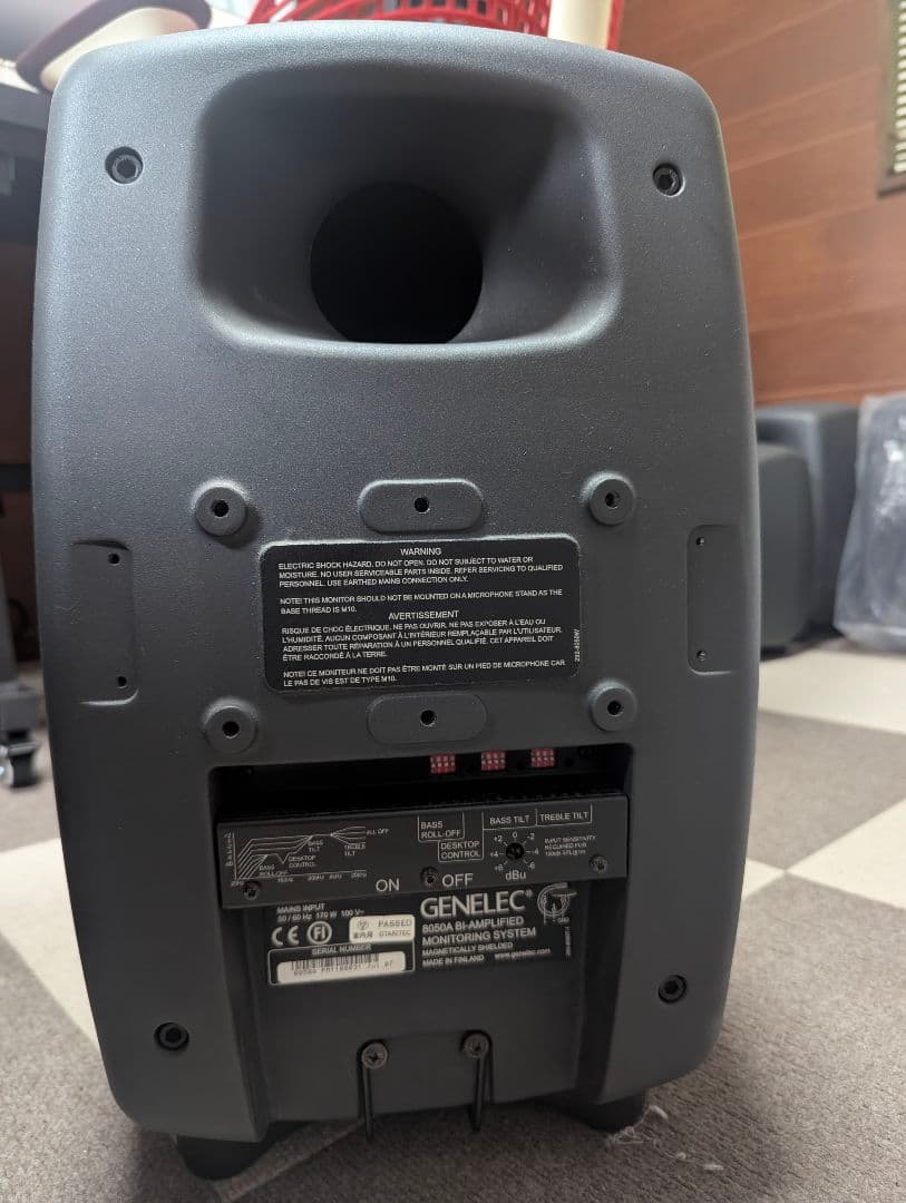 お買い得 美品 GENELEC 8050A ペア モニタースピーカー