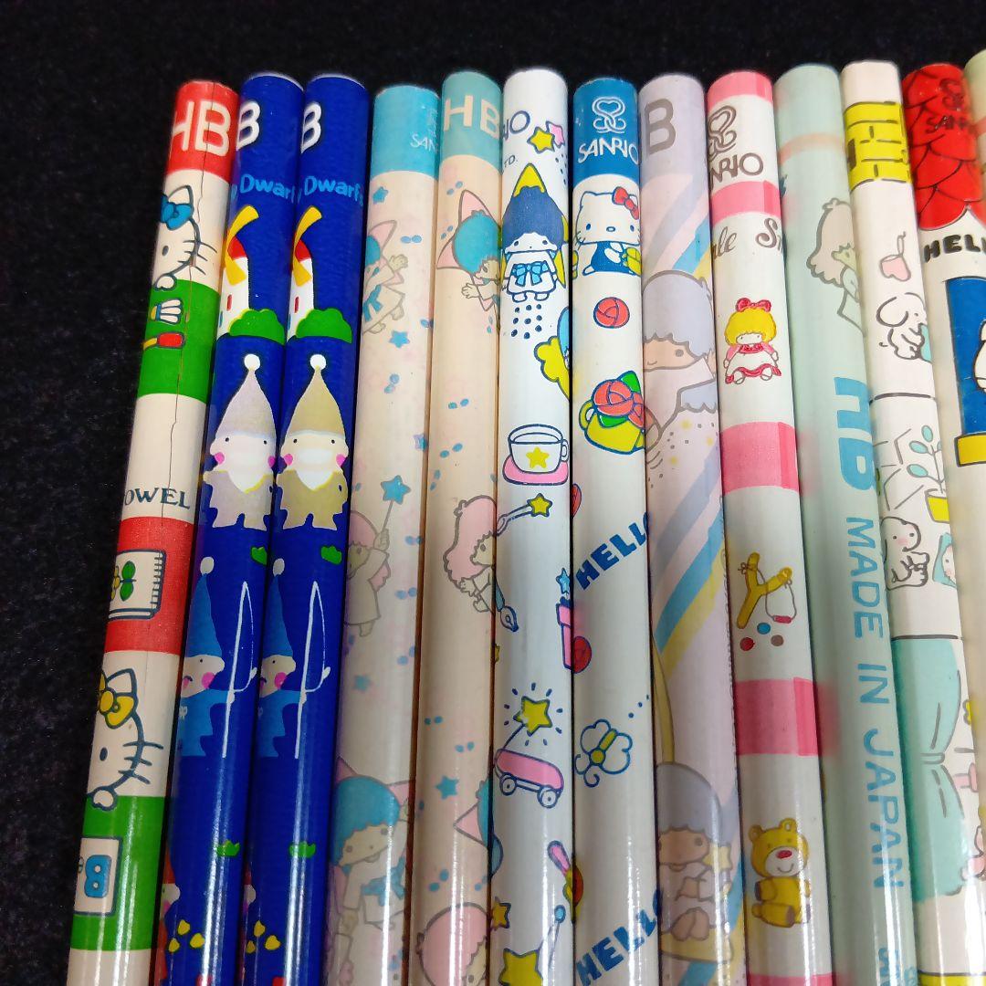 □ 昭和レトロ サンリオ 人気キャラクター柄鉛筆 18本セット 日本製 □