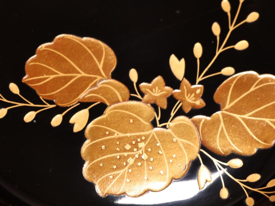 BJ017 輪島塗 布着堅地 盛岡庄五郎 作 縁金 草花金蒔絵椀