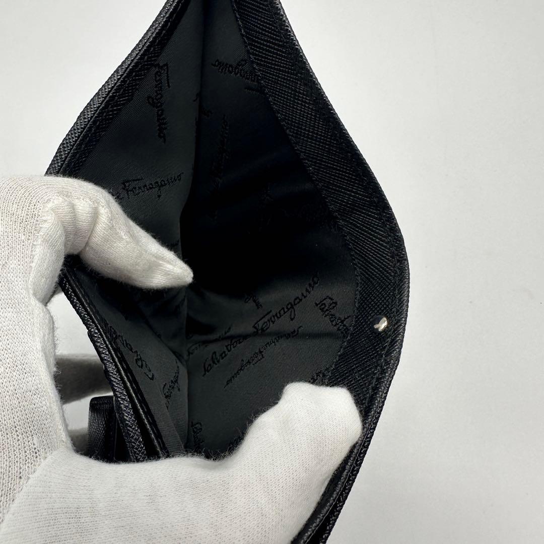 美品★Salvatore Ferragamo フェラガモ ガンチーニ財布★C42