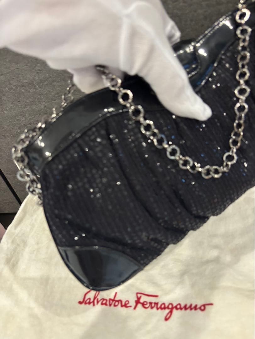 フェラガモ　ガンチーニ　ストーン　スパンコール　パーティーバッグ