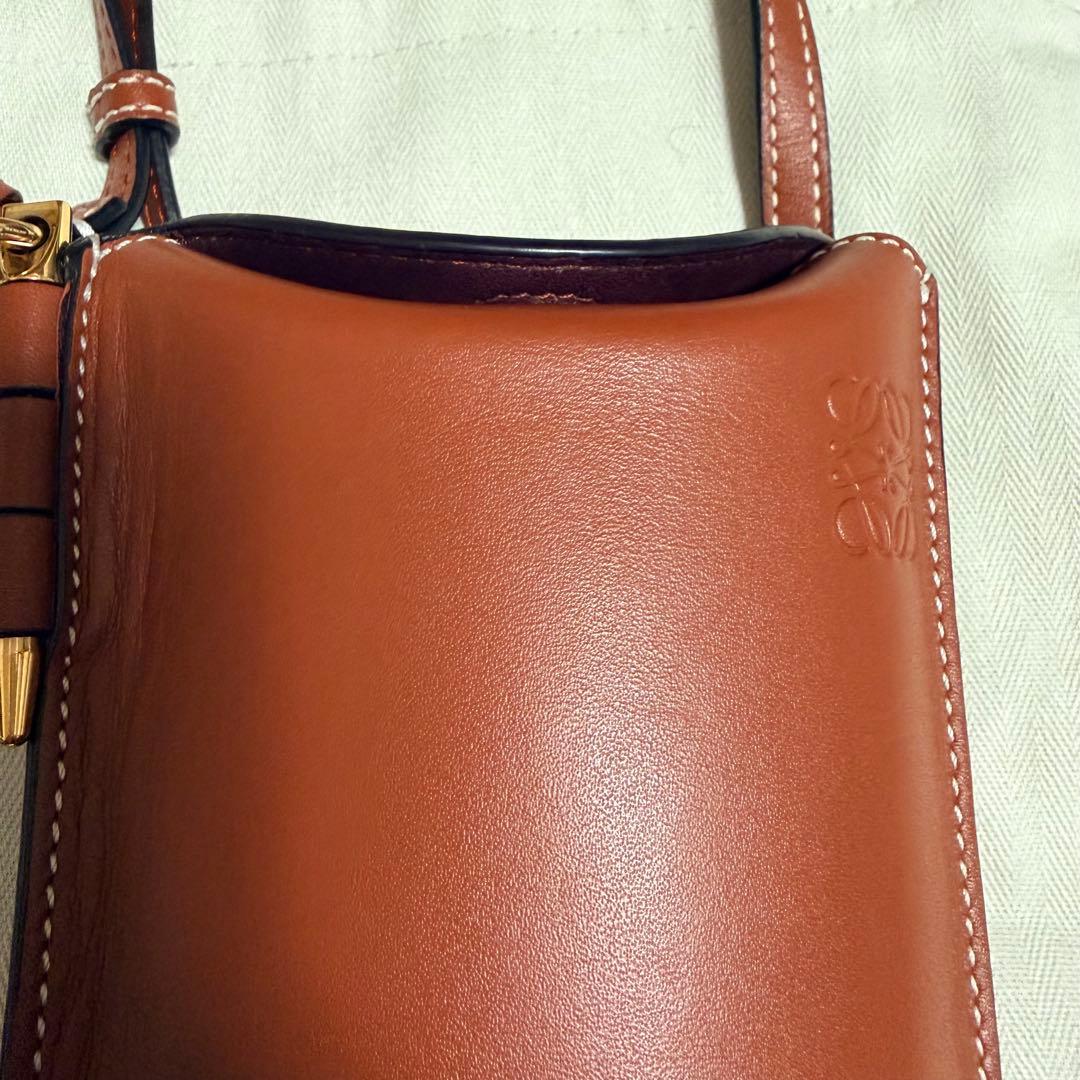 【最終値下げ】ロエベ LOEWE ゲートポケット　ショルダーバッグ本革　レザー