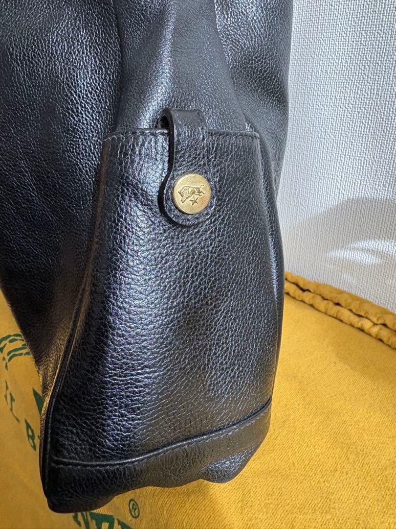 イルビゾンテ　ショルダーバッグ　黒