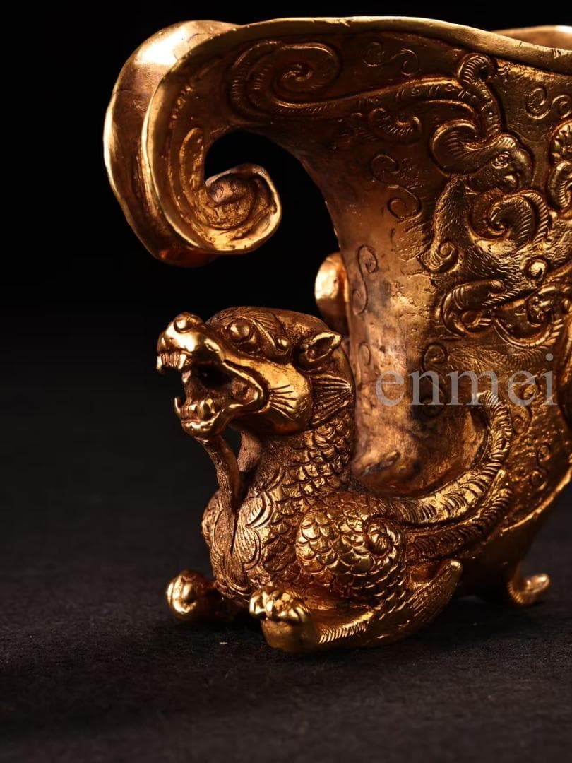 中国古美術・旧藏珍品・唐代風龍紋高浮彫・鎏金銅製酒器・