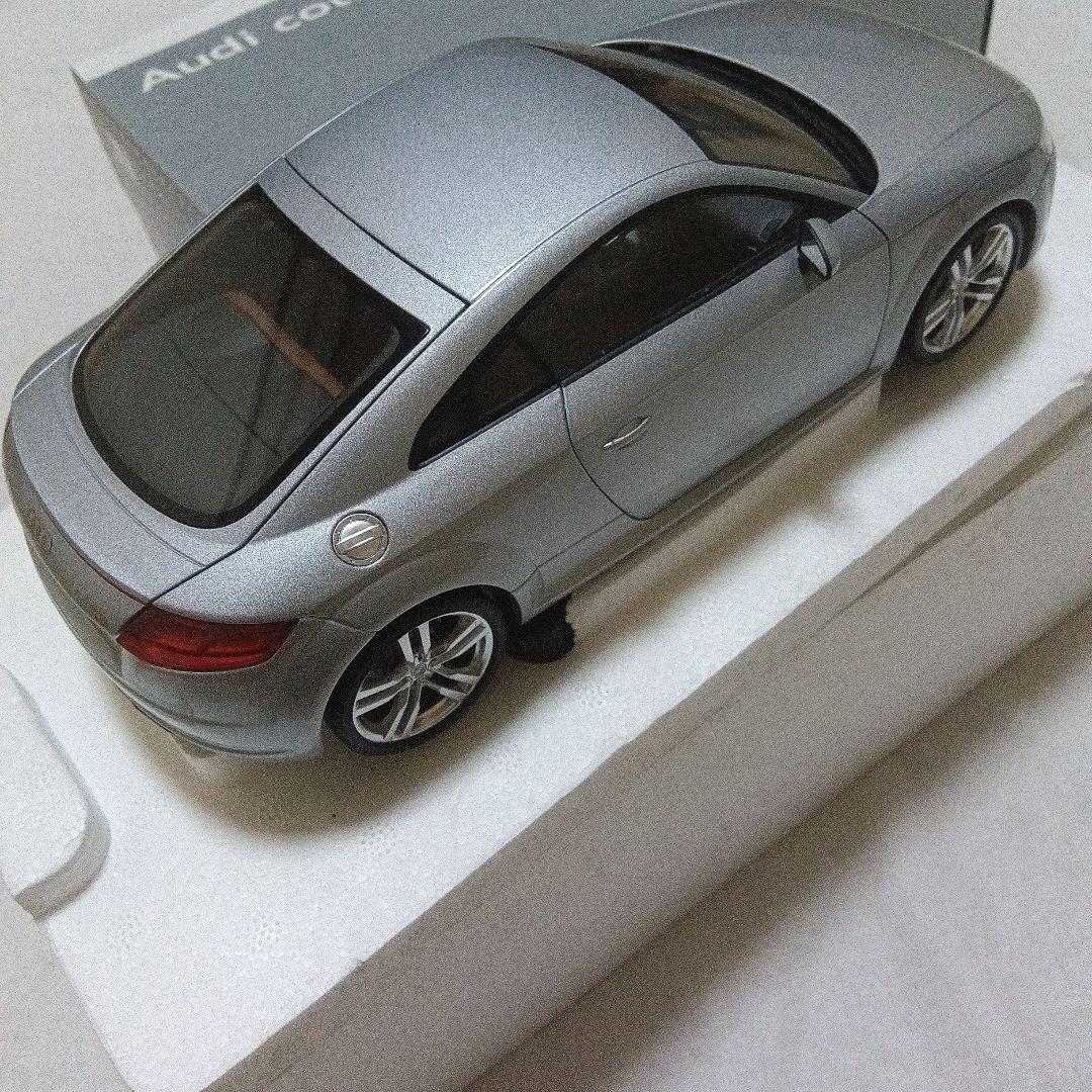 ミニチャンプス 1/18 Audi TT クーペ