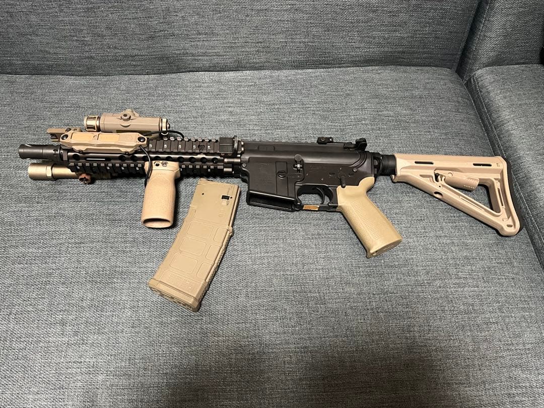 東京マルイ MK18mod1 ガスブロ Pマグ付き PEQ付き 箱有り 東京マルイ MK18mod1 ガスブロ Pマグ付き PEQ付き 箱有り 東京マルイ