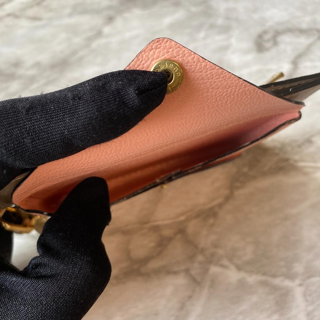 【新品 定価約３万】ラルコバレーノ スマートネックウォレット 財布 革 2432