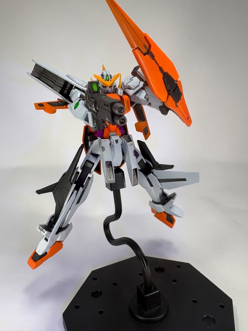 全塗装完成品】HG 1/144 メタルロボット魂風 ガンダムキュリオス背景