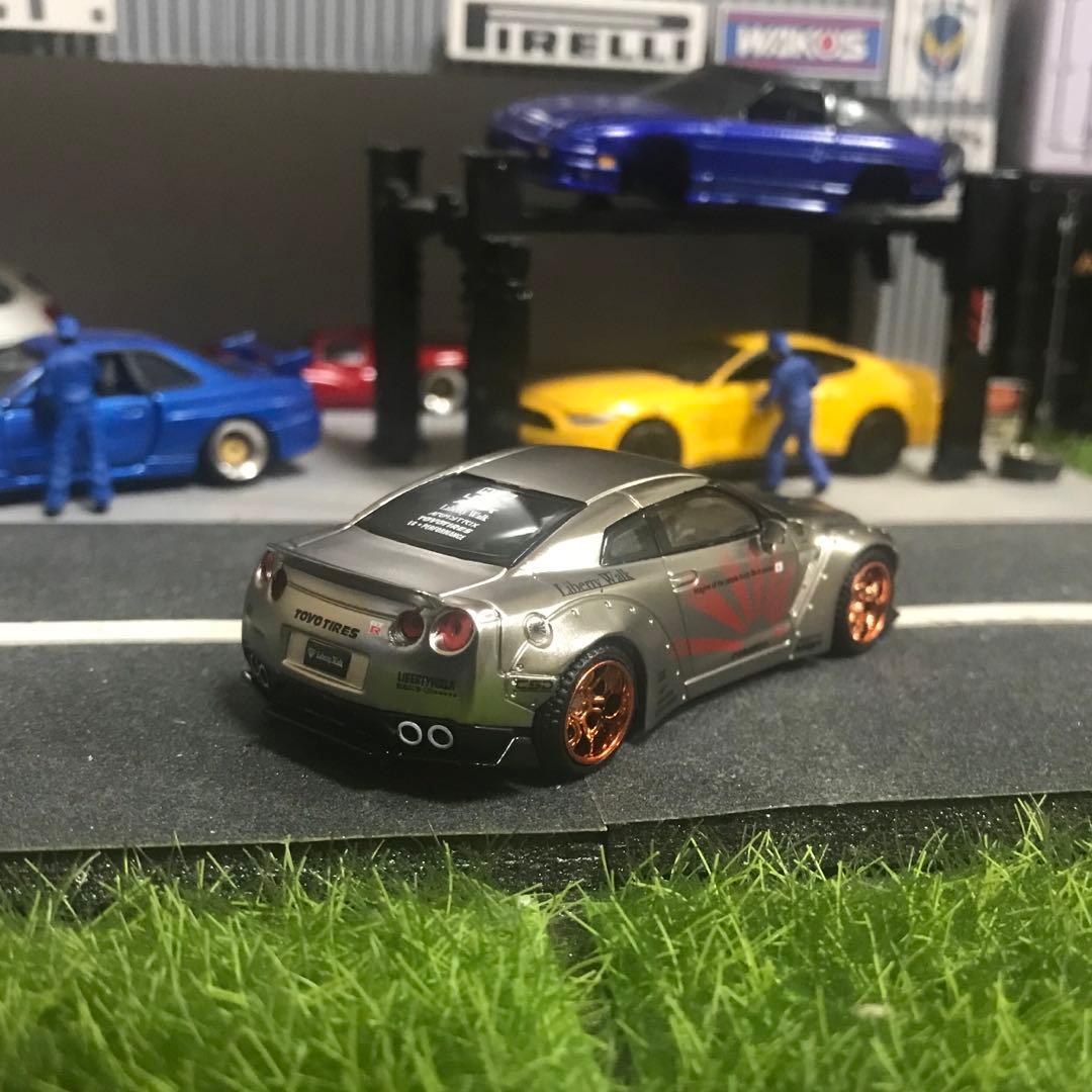 リバティーウォーク ミニカー LB GTR サテンシルバー ブロンズカスタム