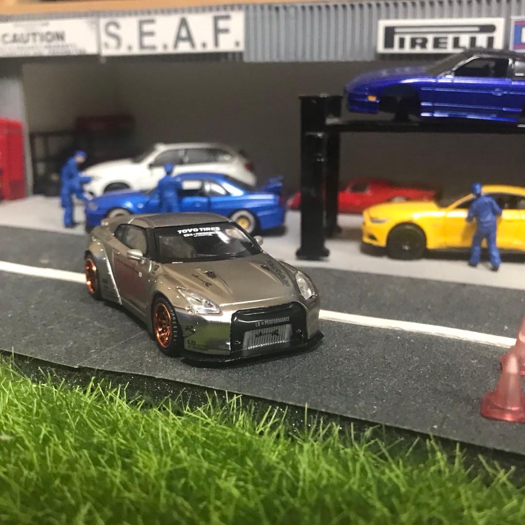 リバティーウォーク ミニカー LB GTR サテンシルバー ブロンズカスタム