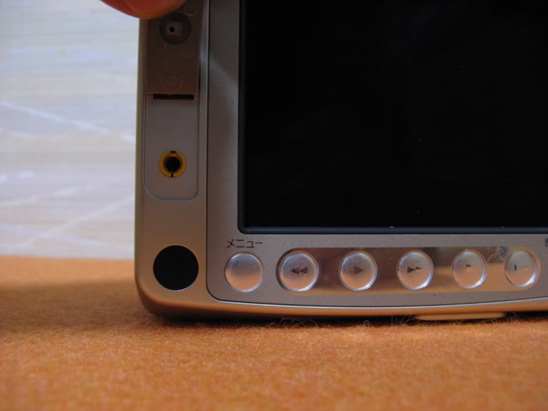 動作OK❗️☆シャープの液晶8ミリビデオカメラ・VL-EL480 ☆美品