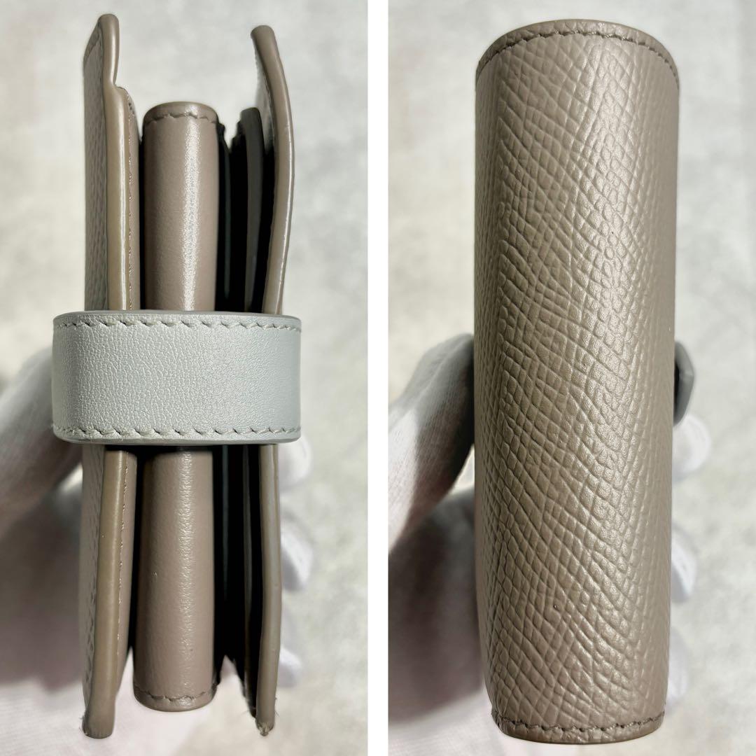 セリーヌ スモールストラップ コンパクトウォレット ペブルミネラル レザー