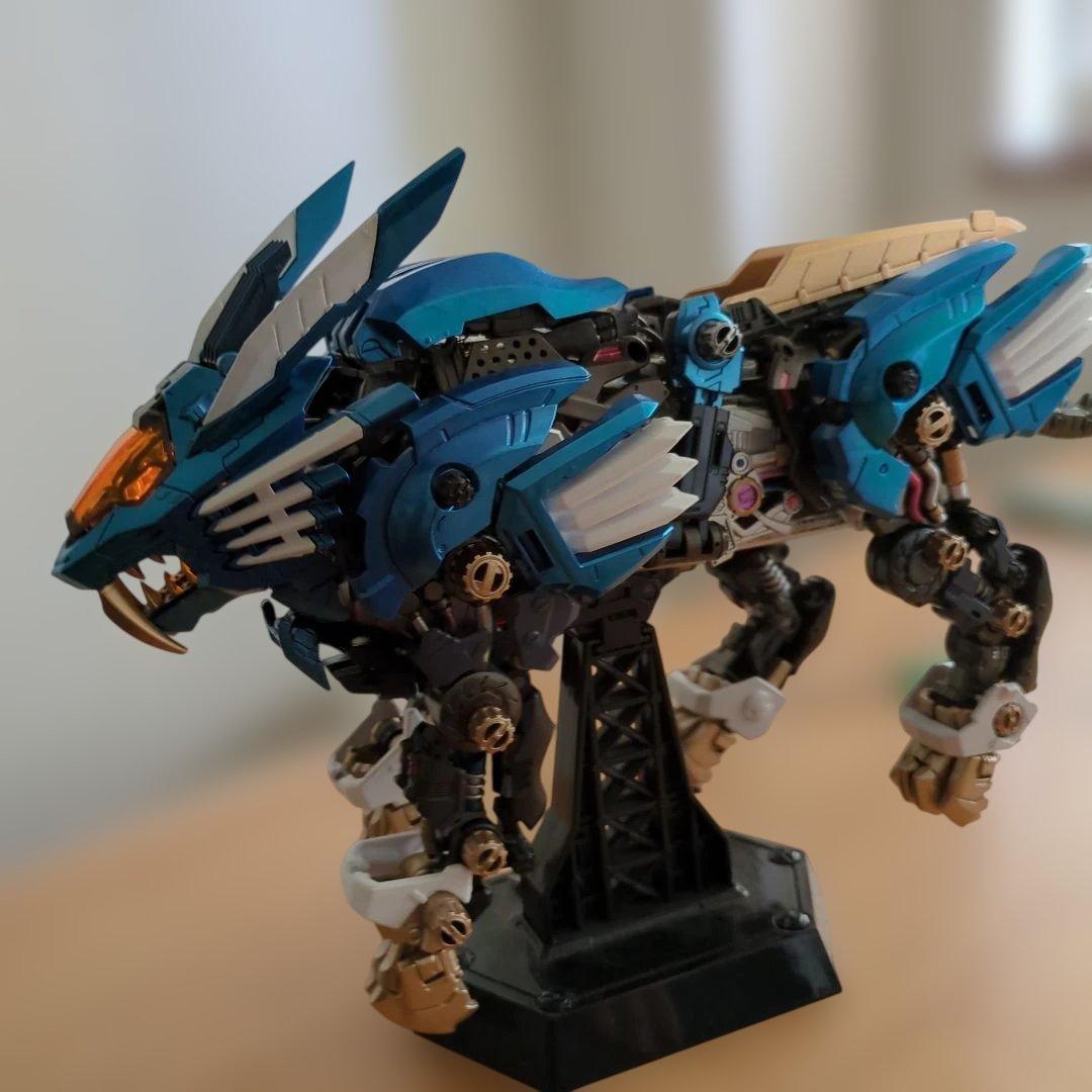 f*e様 ゾイド ZOIDZ AZ ブレードライガー 塗装済 みLED電飾 完成