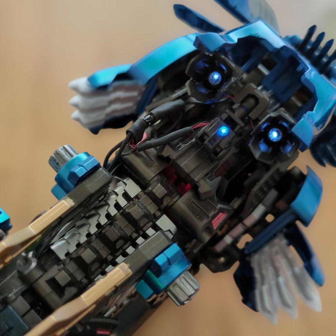 f*e様 ゾイド ZOIDZ AZ ブレードライガー 塗装済 みLED電飾 完成