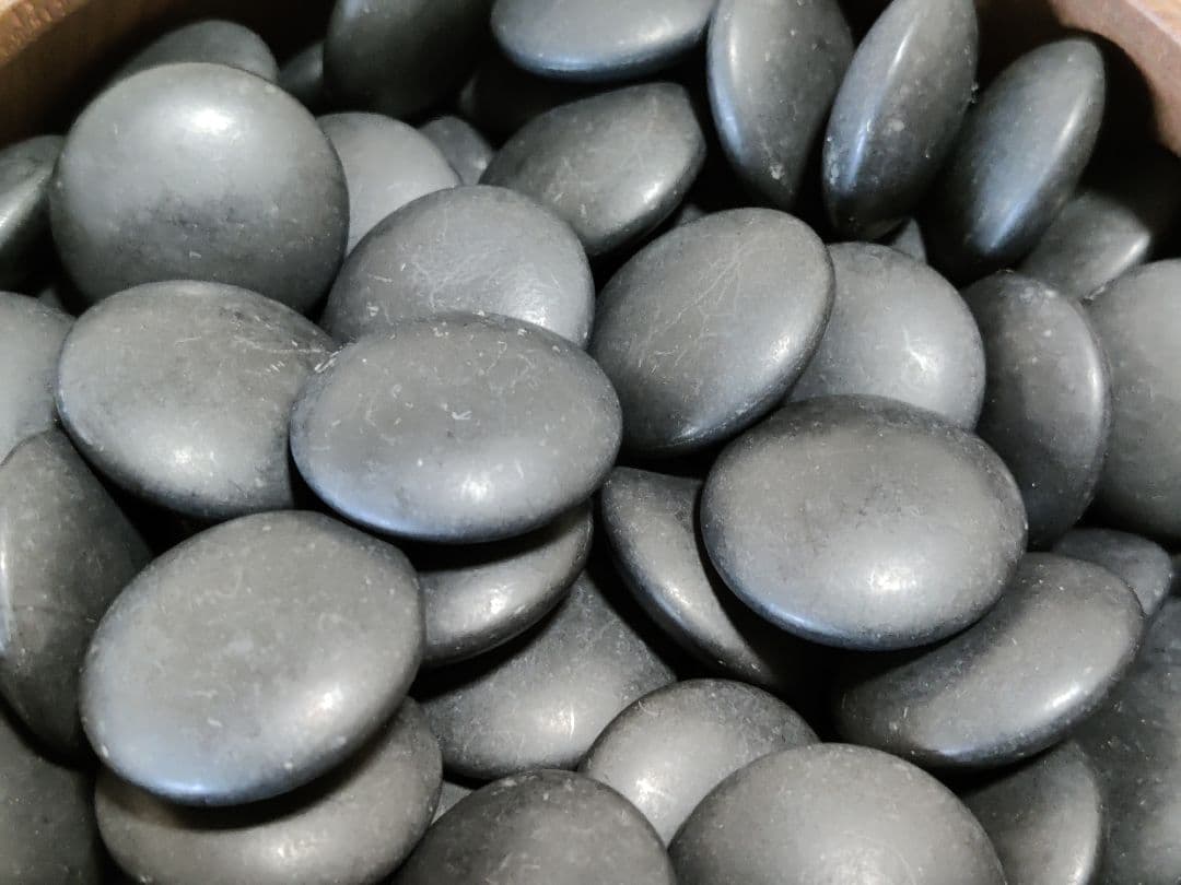 中村碁盤店謹製　木製囲碁盤＋天然碁石