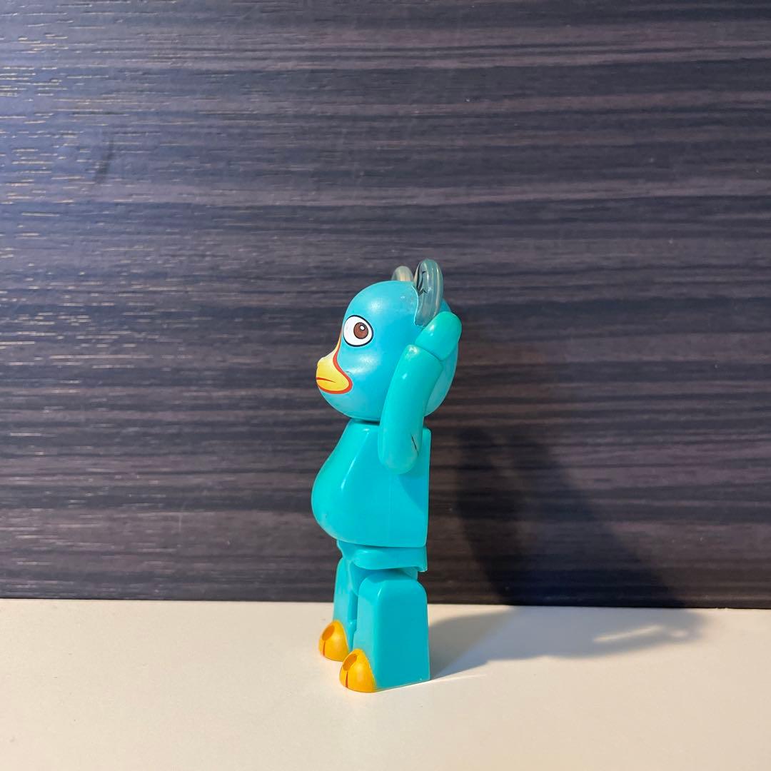 ベアブリック シリーズ26 カモノハシペリー ディズニー - メルカリ