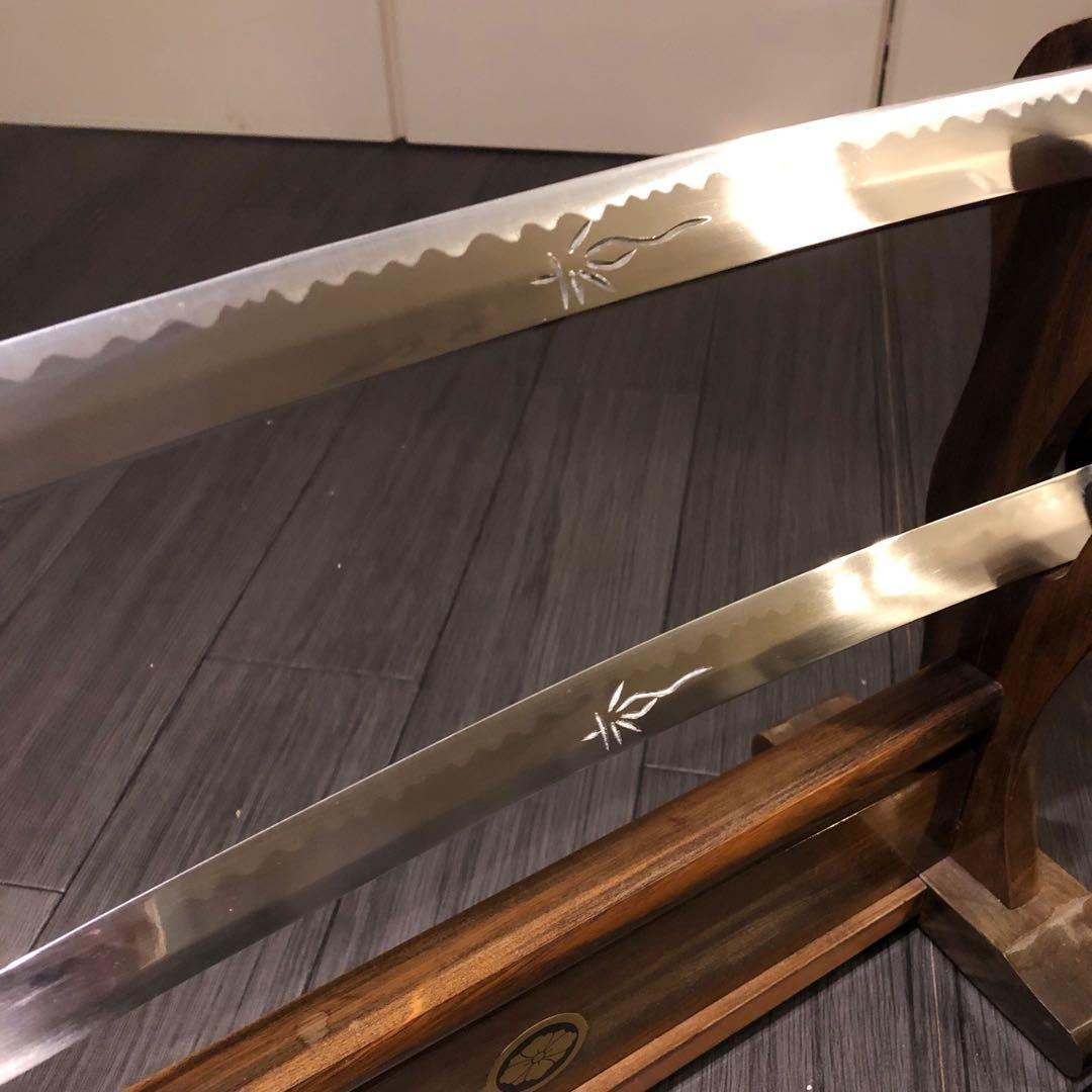 高級模造刀　龍梵字刻印　居合刀　 美術刀剣　太刀　脇差　大小セット　黒拵え