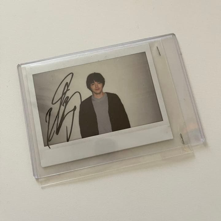 林遣都 直筆サイン入り チェキ ポラロイド写真