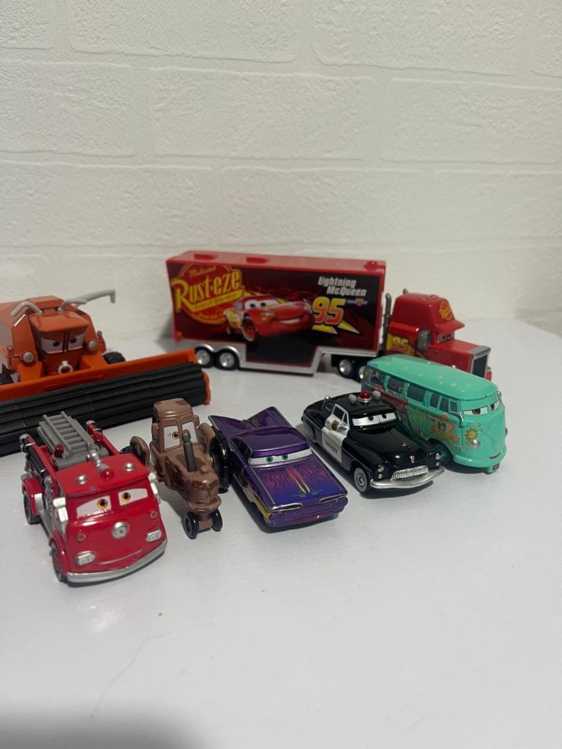 美品】トミカ カーズ セット （メーターのみ状態が悪いです）