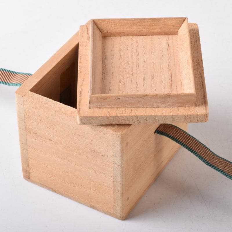 茶道具　松古窯　佐久間芳山作　蕾香合　共布共箱　7684