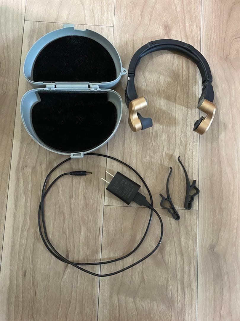 ココチモ きこえるホン ヘッドホン型集音器 - メルカリ