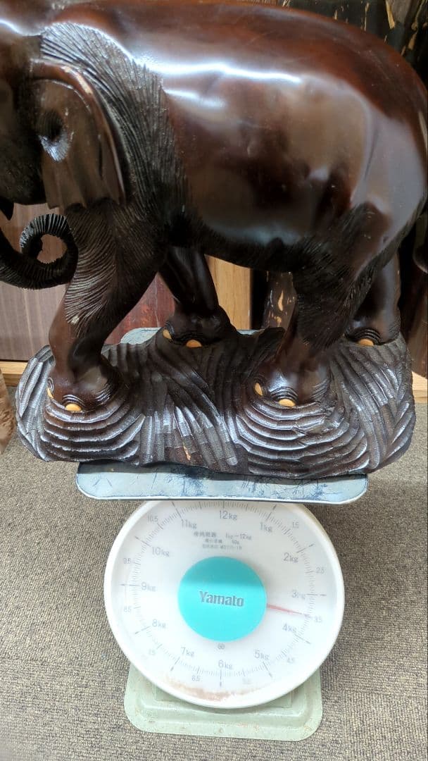 NO.2029 木製象の彫刻 木工芸品 置物