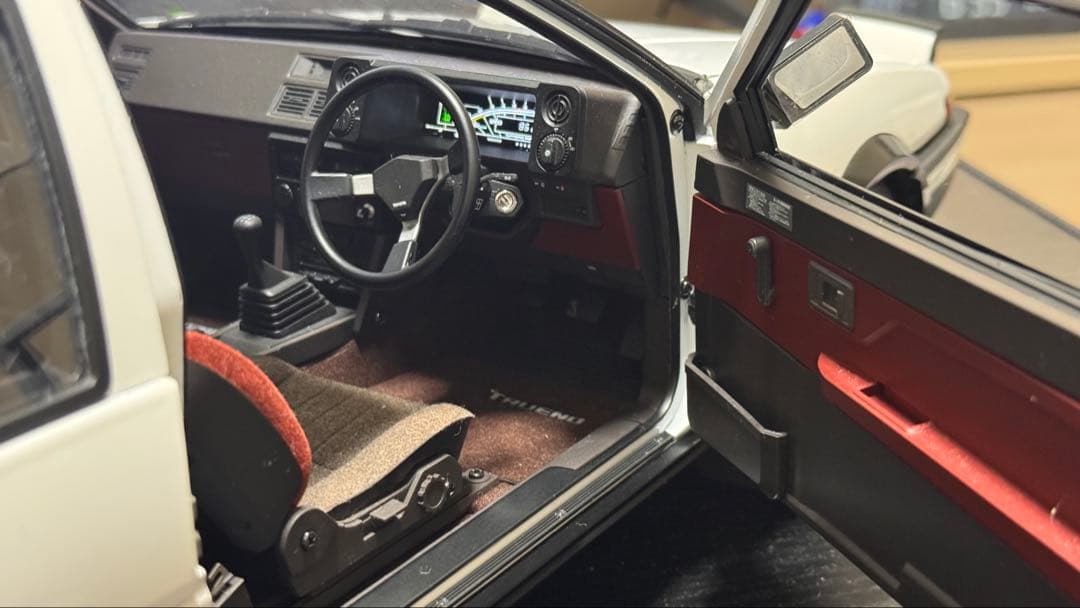 デアゴスティーニ　AE86 スプリンタートレノ　1/8スケール