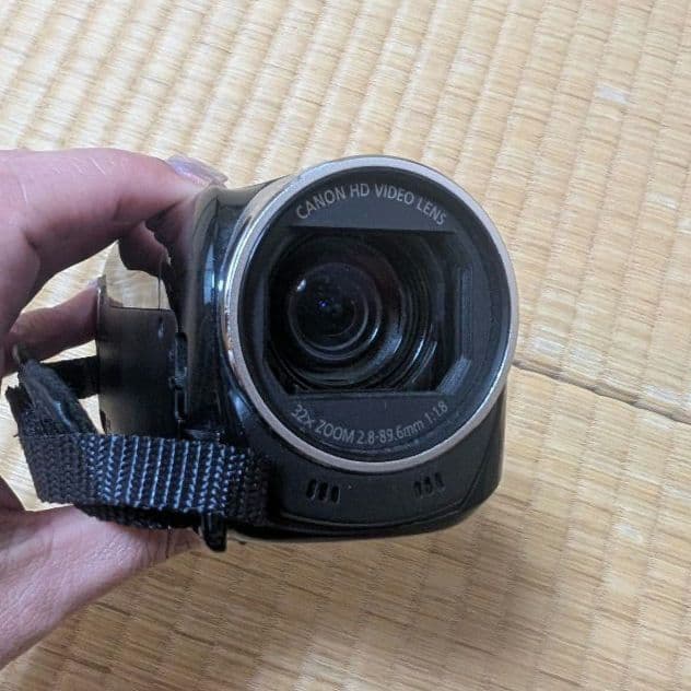 Canon キャノン iVIS HF R42（ビデオカメラ）